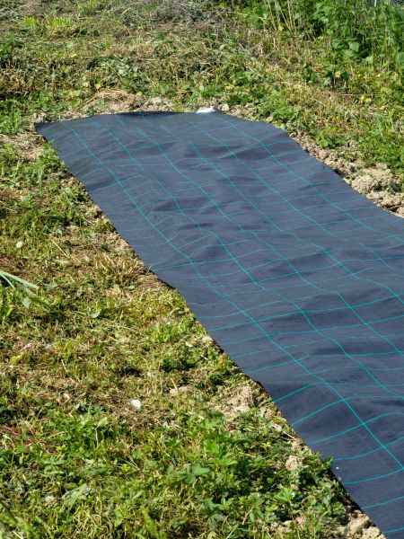 Weed Suppressant Installation in Yorba Linda